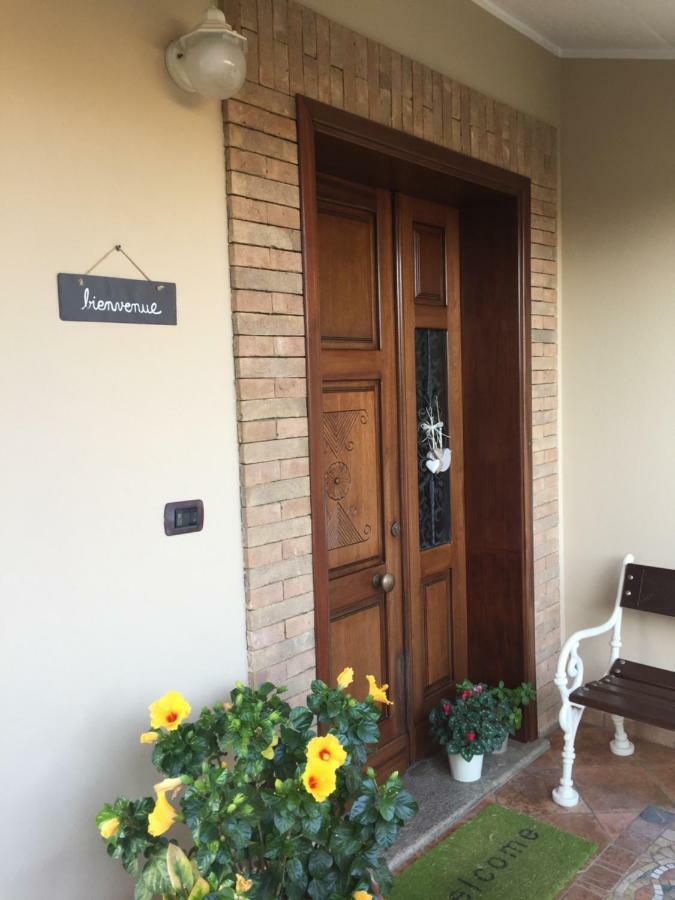 B&B Martina Assemini Dış mekan fotoğraf